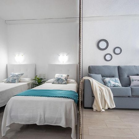 Bonito estudio renovado Salou Esterno foto