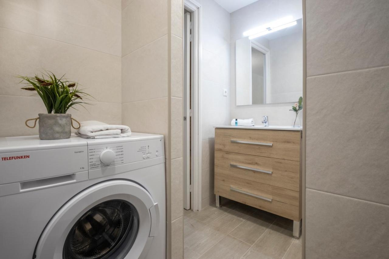Bonito estudio renovado Salou Esterno foto
